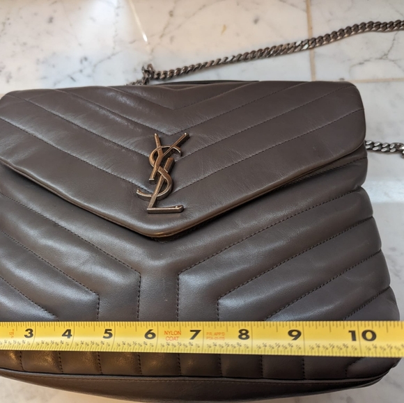 AUTHENTIC YSL LARGE GREY LOU with verificatiob - Picture 5 of 8